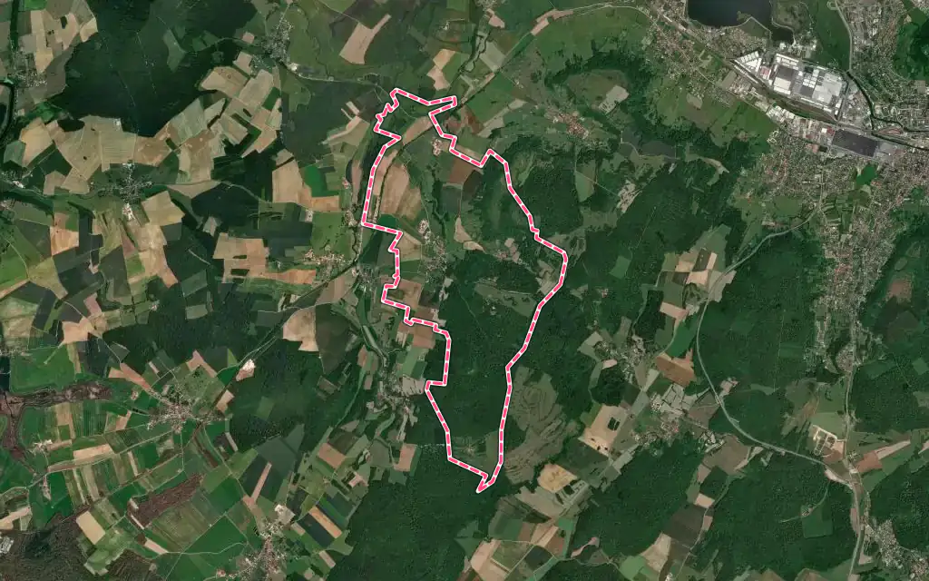 Vue satellite de Mont-le-Vernois avec ses contours administratifs