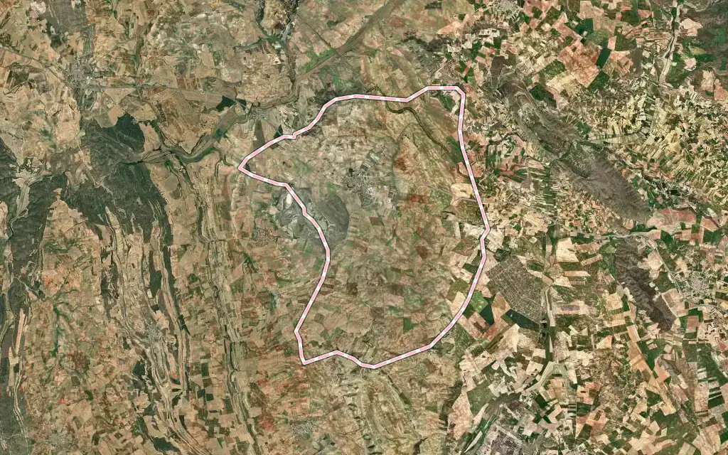Vista satélite de Montalbo con su contorno administrativo