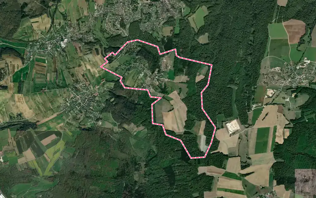 Vue satellite de Montbouton avec ses contours administratifs