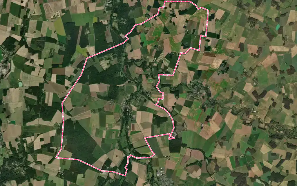 Vue satellite de Montbouy avec ses contours administratifs