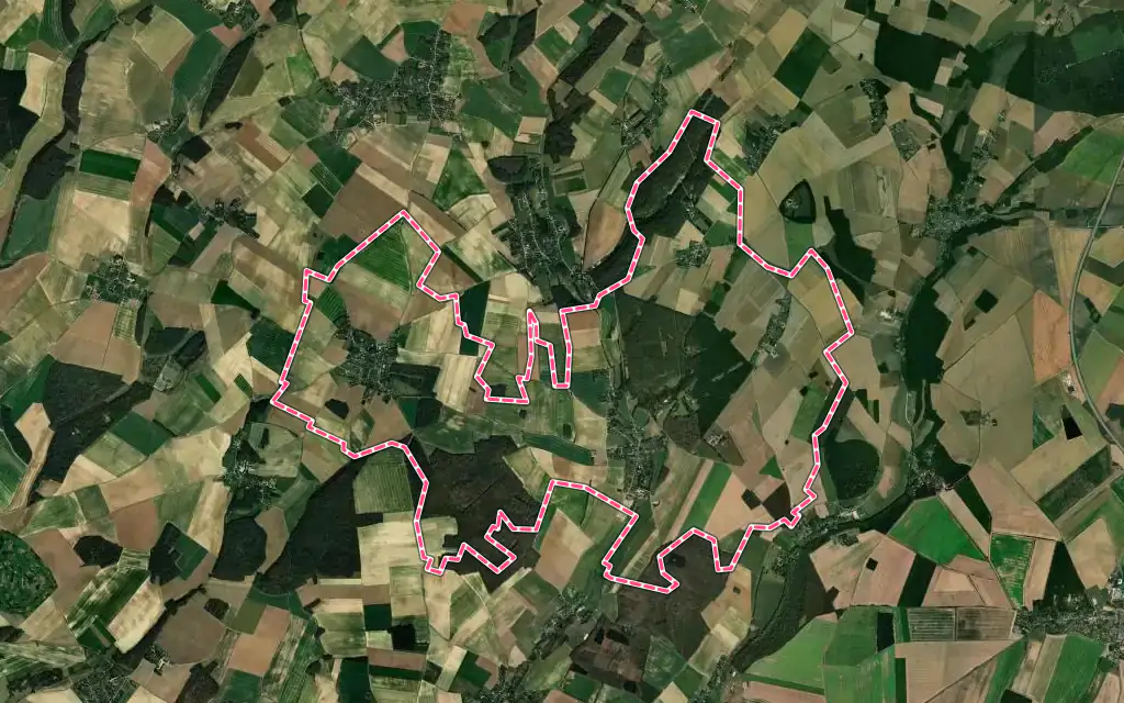 Vue satellite de Montchevreuil avec ses contours administratifs