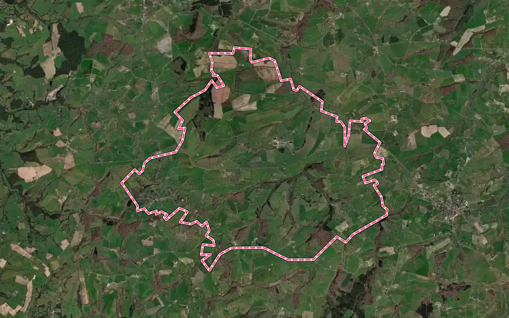 Vue satellite de Montcombroux-les-Mines avec ses contours administratifs