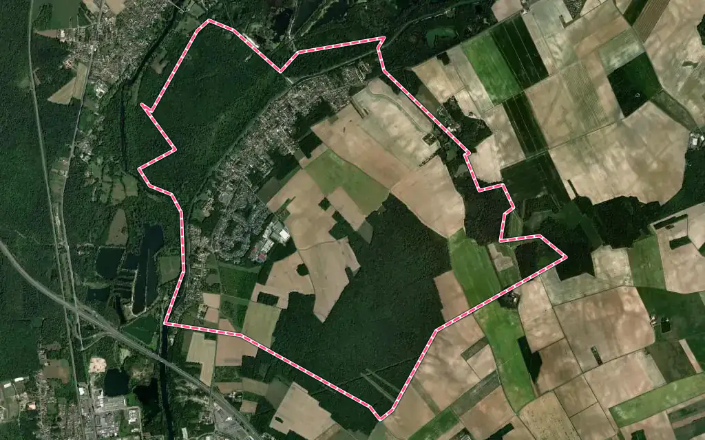 Vue satellite de Montcourt-Fromonville avec ses contours administratifs