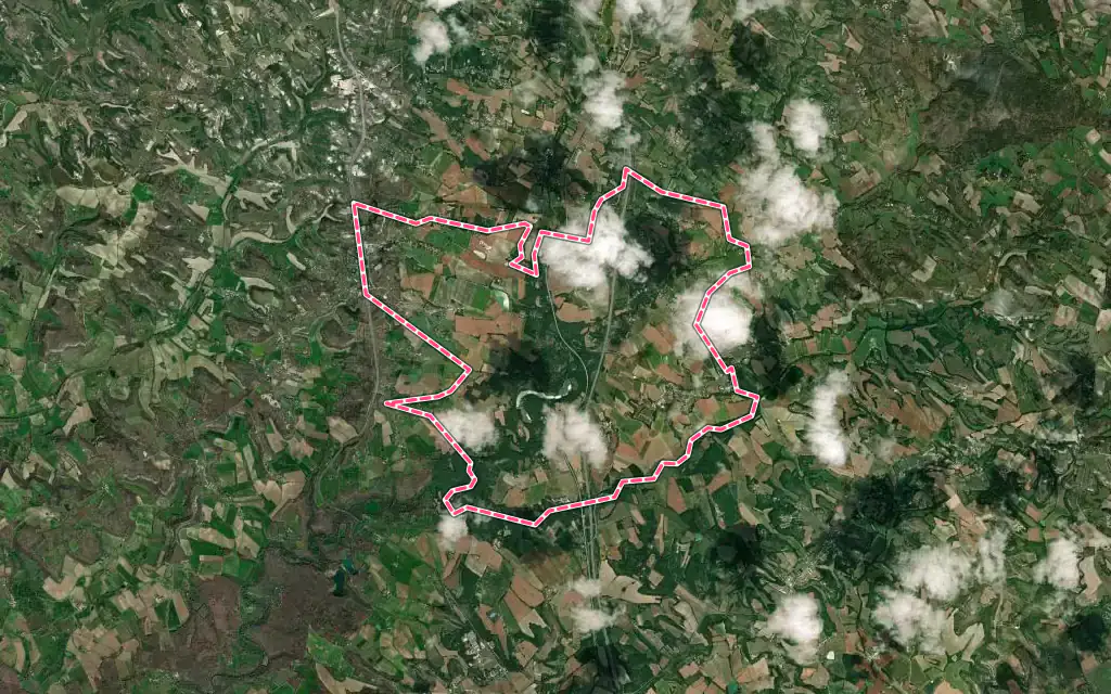 Vue satellite de Montdoumerc avec ses contours administratifs