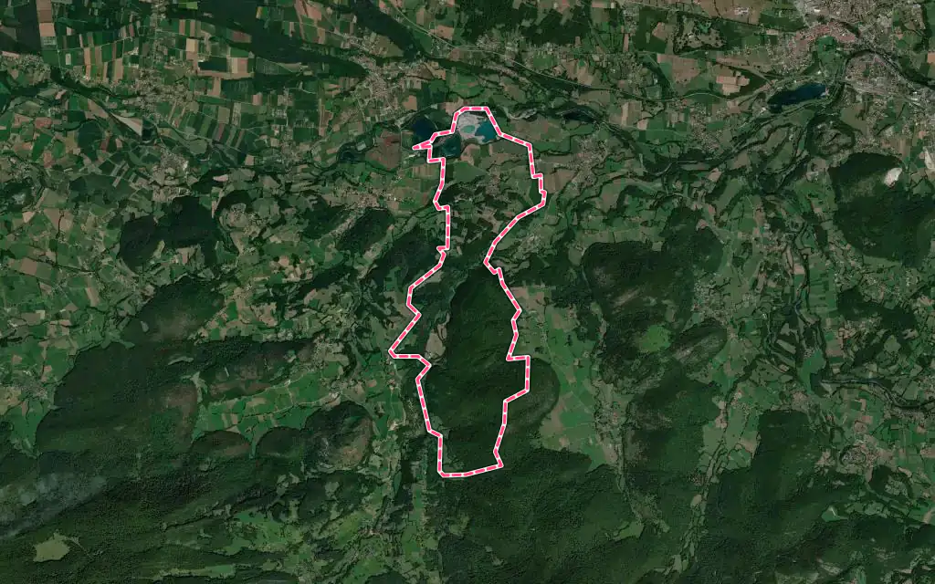Vue satellite de Montégut avec ses contours administratifs