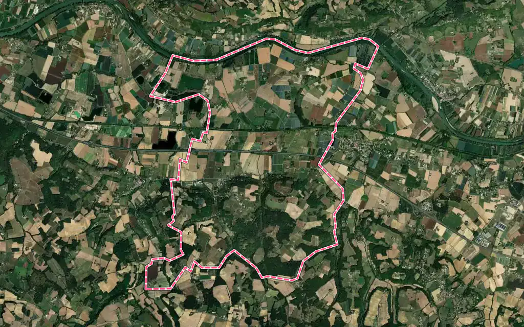 Vue satellite de Montesquieu avec ses contours administratifs