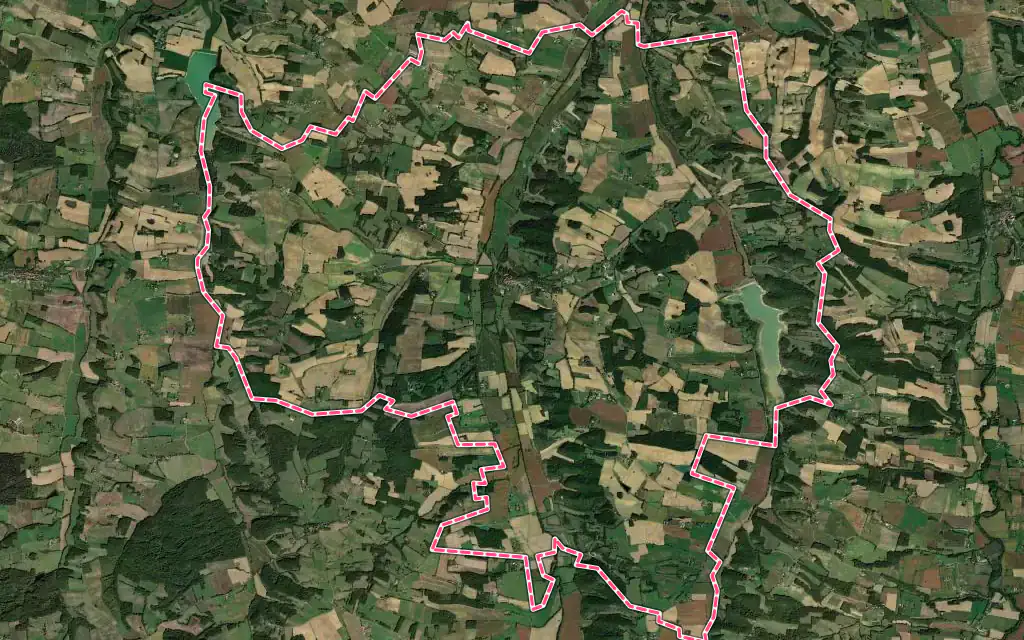 Vue satellite de Montesquiou avec ses contours administratifs