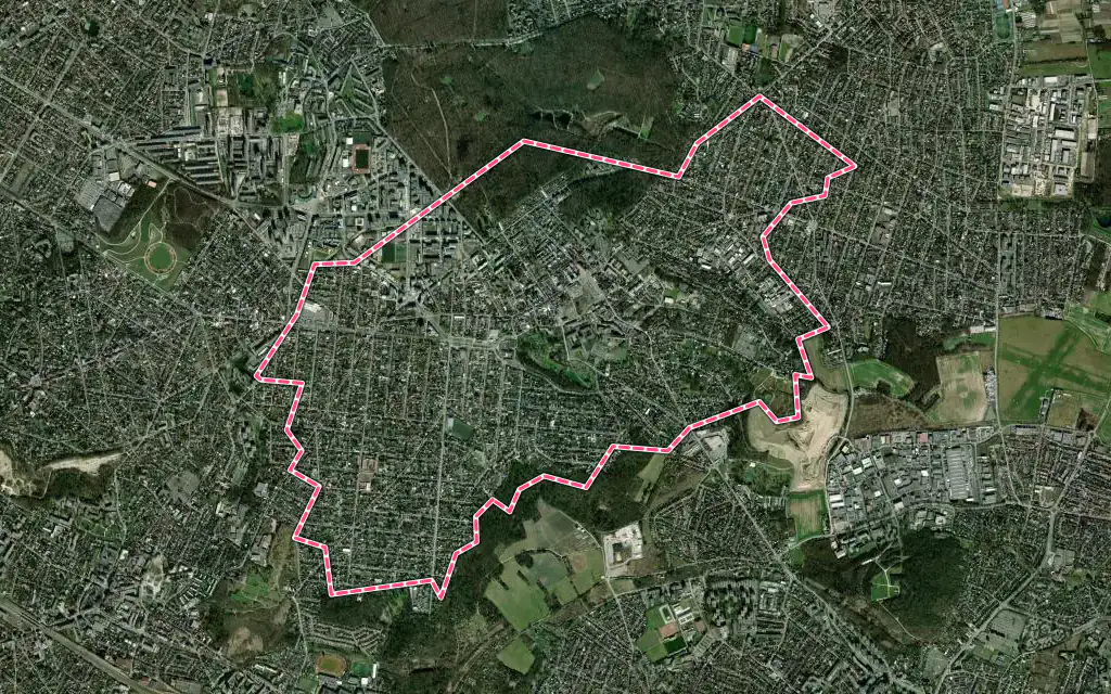 Vue satellite de Montfermeil avec ses contours administratifs