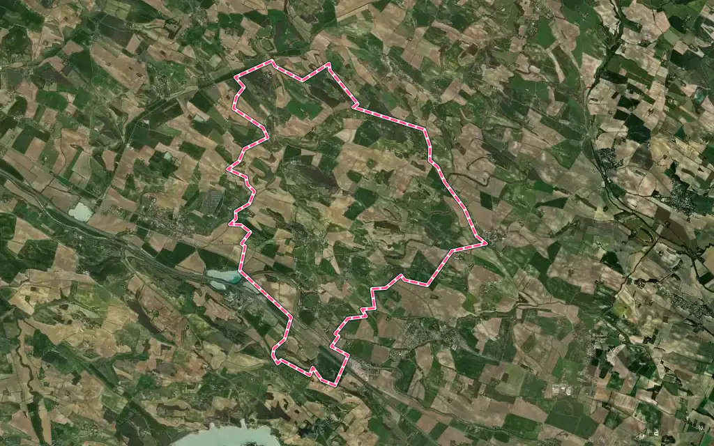 Vue satellite de Montferrand avec ses contours administratifs