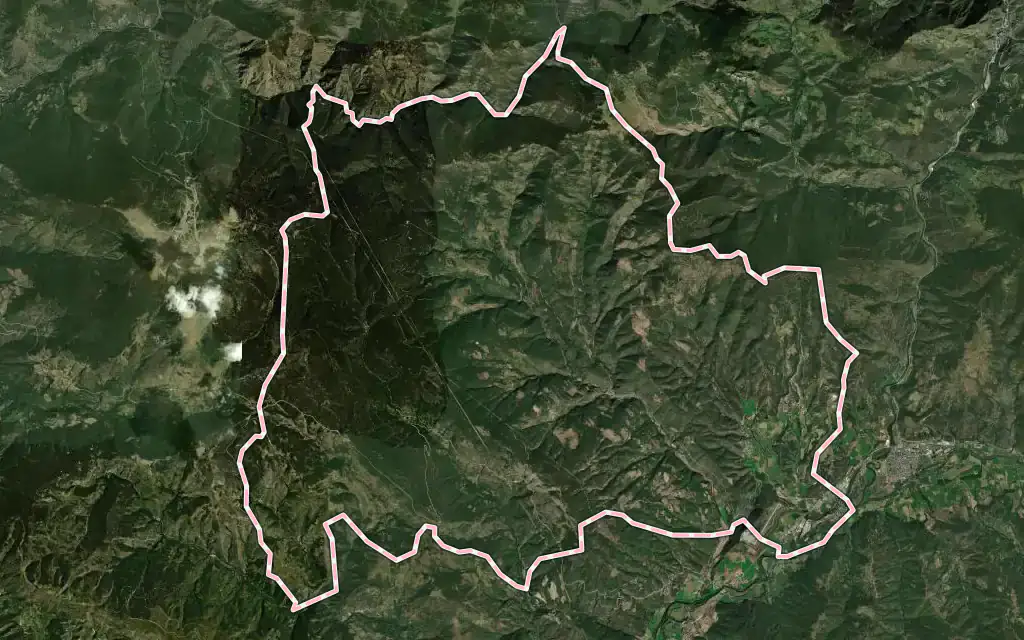 Vista satélite de Montferrer i Castellbò con su contorno administrativo