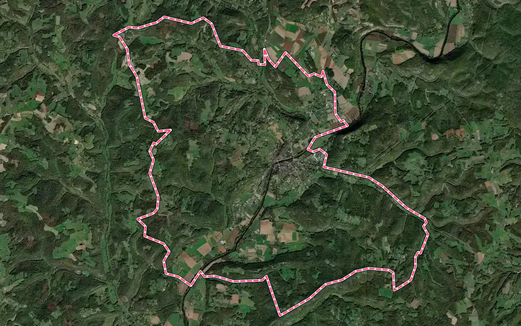 Vue satellite de Montignac-Lascaux avec ses contours administratifs