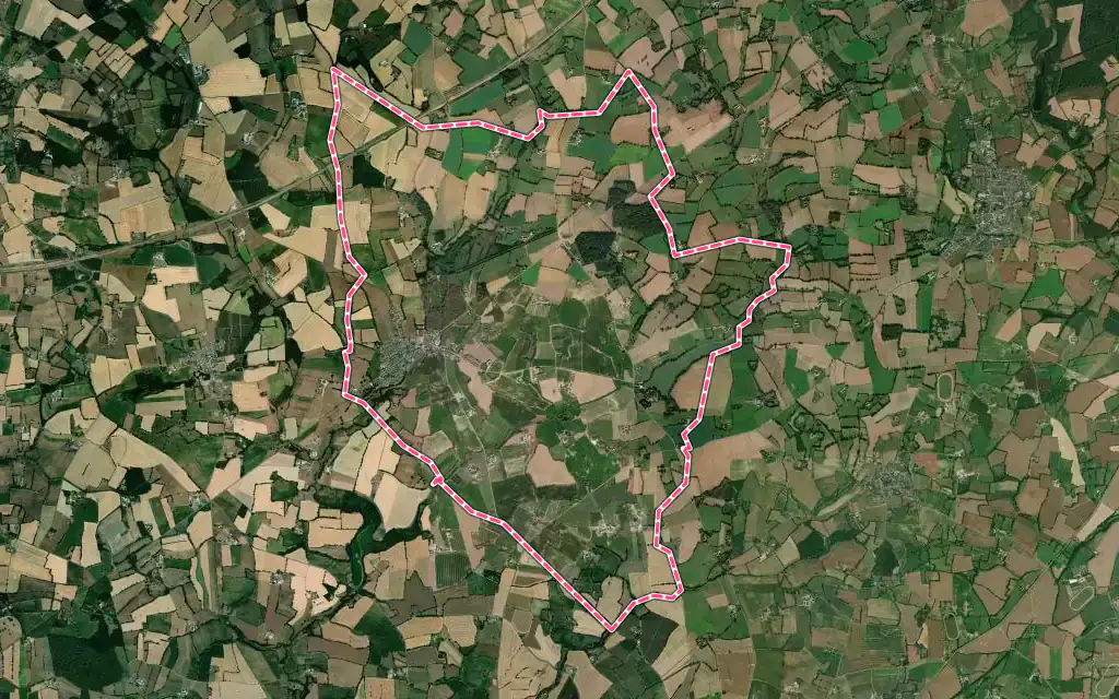 Vue satellite de Montjean avec ses contours administratifs