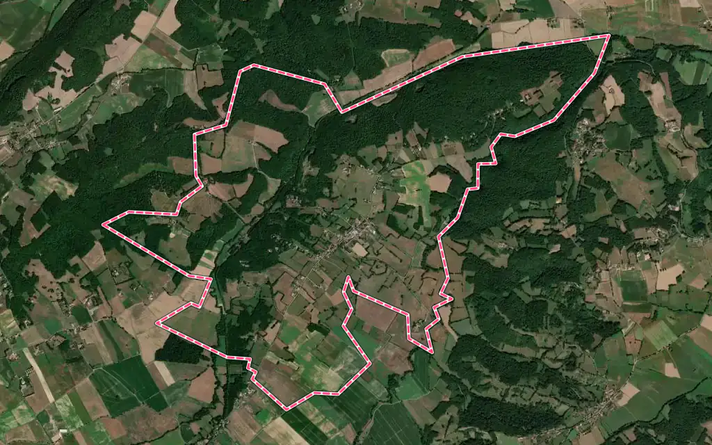 Vue satellite de Montmaurin avec ses contours administratifs