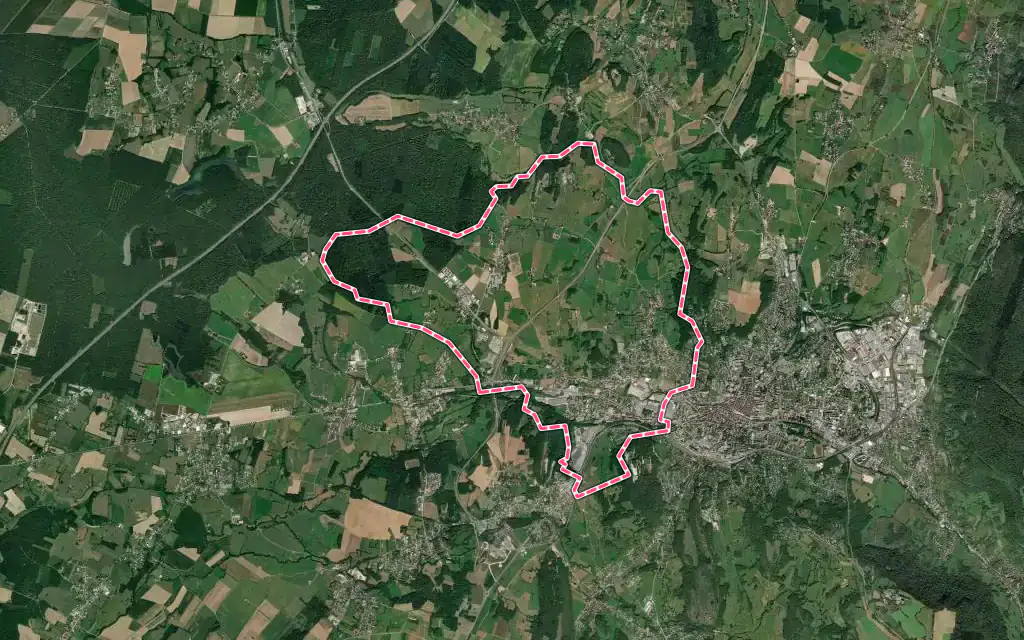 Vue satellite de Montmorot avec ses contours administratifs