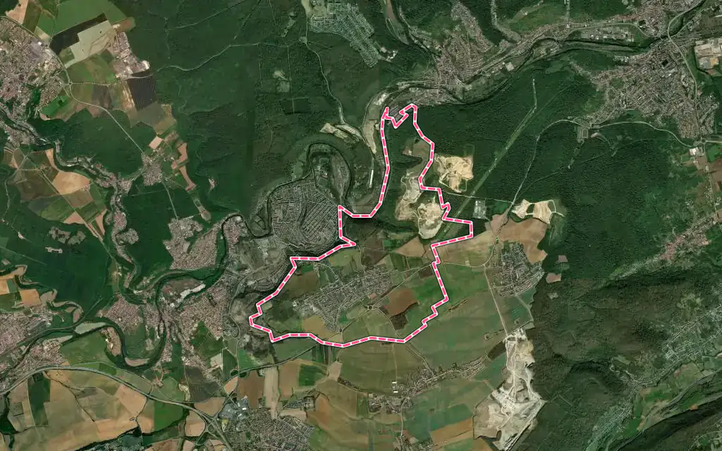 Vue satellite de Montois-la-Montagne avec ses contours administratifs