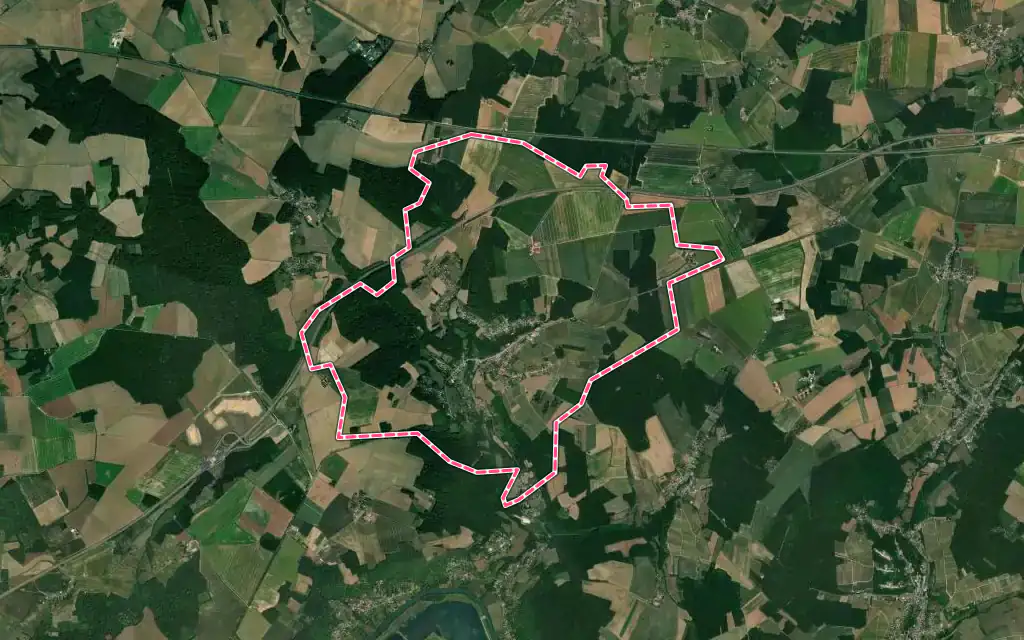 Vue satellite de Montreuil-aux-Lions avec ses contours administratifs