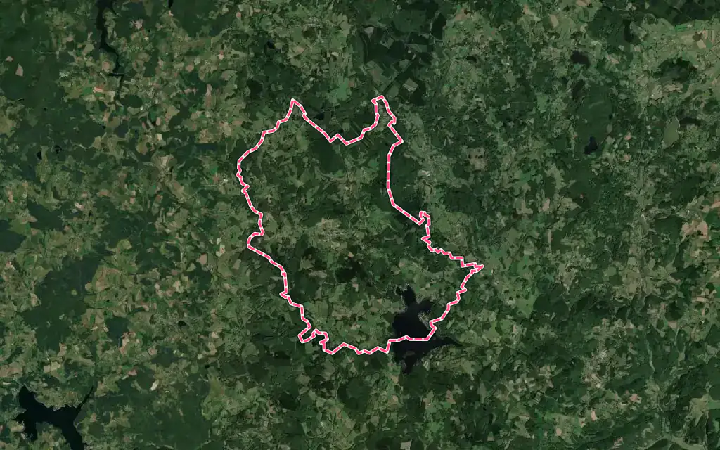 Vue satellite de Montsauche-les-Settons avec ses contours administratifs