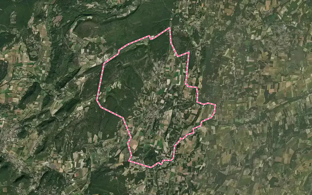 Vue satellite de Montségur-sur-Lauzon avec ses contours administratifs