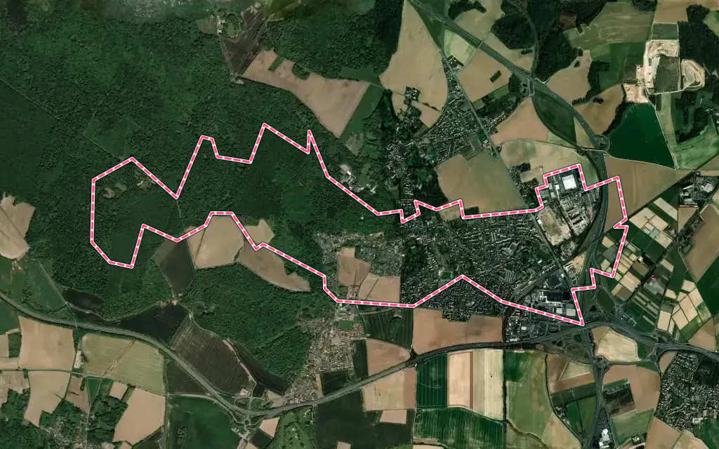 Vue satellite de Montsoult avec ses contours administratifs