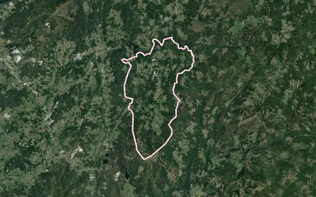 Vista satélite de Moraña con su contorno administrativo