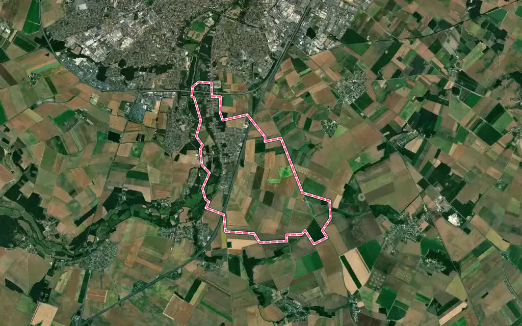 Vue satellite de Morancez avec ses contours administratifs