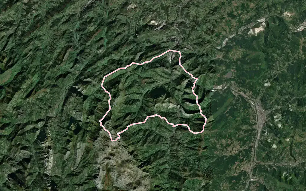 Vista satélite de Morcín con su contorno administrativo