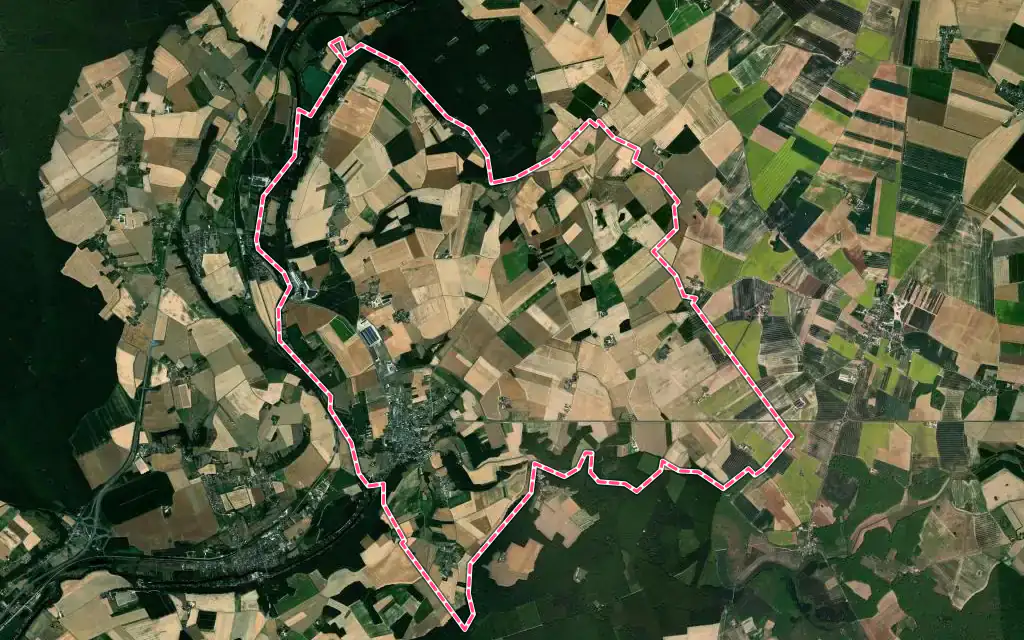 Vue satellite de Morée avec ses contours administratifs