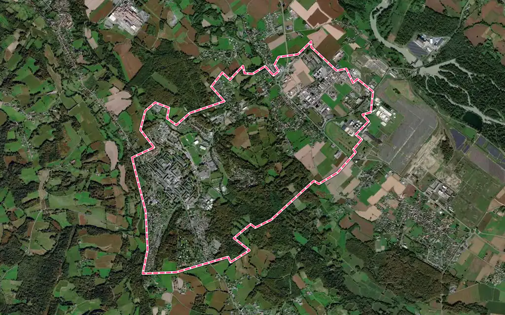 Vue satellite de Mourenx avec ses contours administratifs