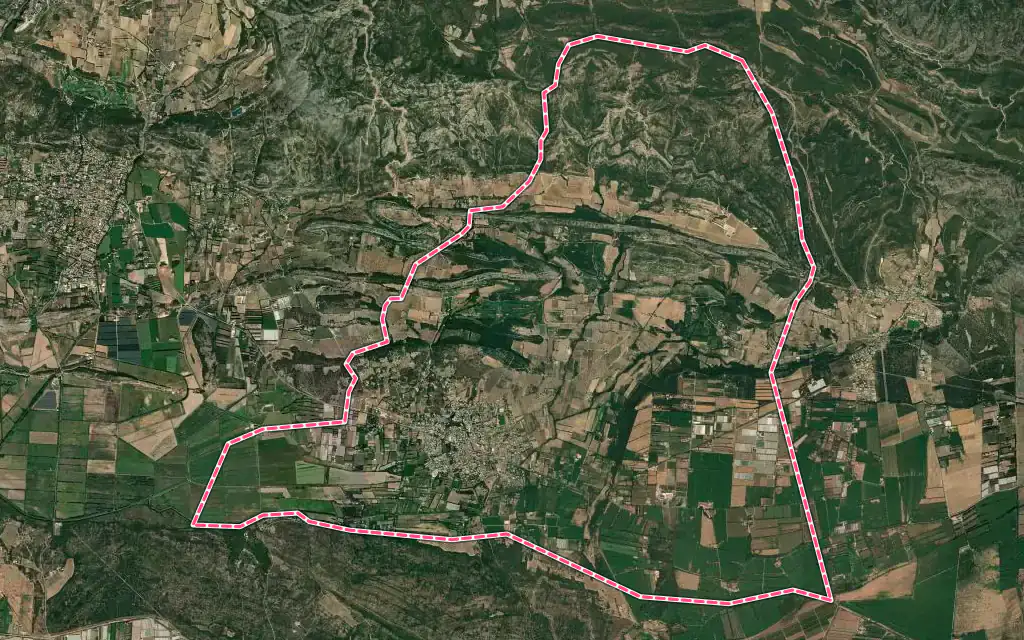 Vue satellite de Mouriès avec ses contours administratifs