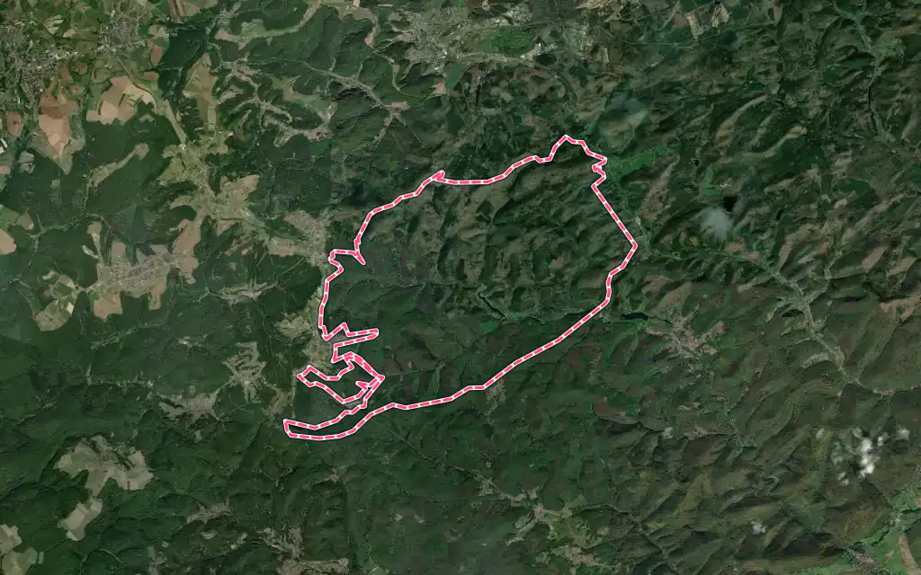 Vue satellite de Mouterhouse avec ses contours administratifs