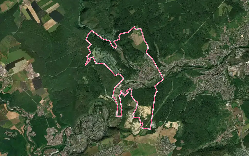 Vue satellite de Moyeuvre-Grande avec ses contours administratifs