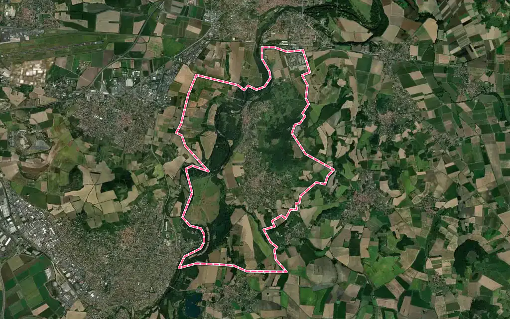 Vue satellite de Mur-sur-Allier avec ses contours administratifs