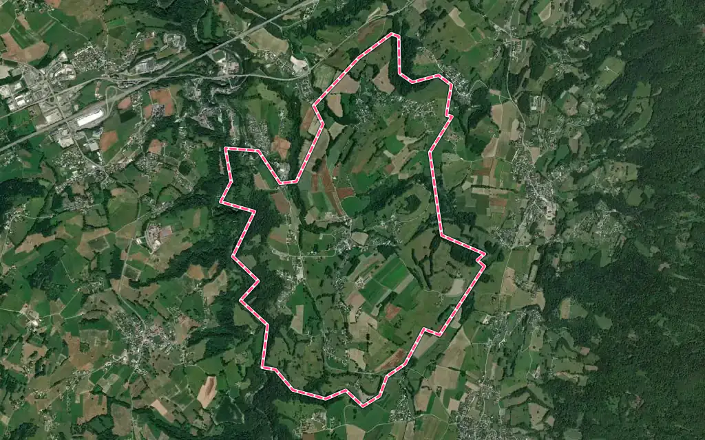 Vue satellite de Mûres avec ses contours administratifs
