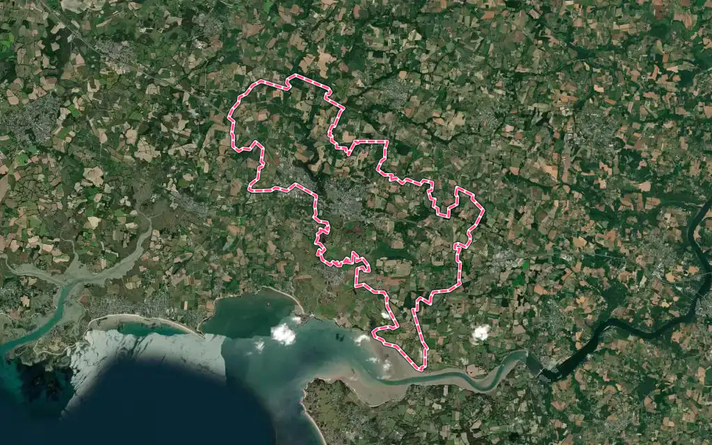 Vue satellite de Muzillac avec ses contours administratifs