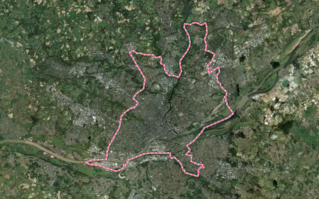 Vue satellite de Nantes avec ses contours administratifs