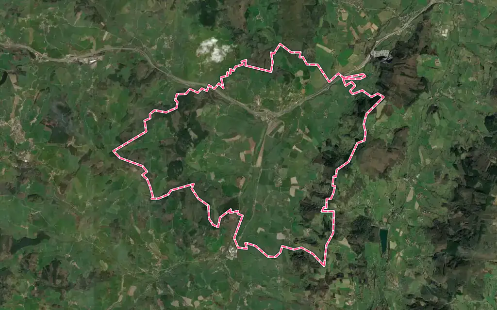 Vue satellite de Navour-sur-Grosne avec ses contours administratifs