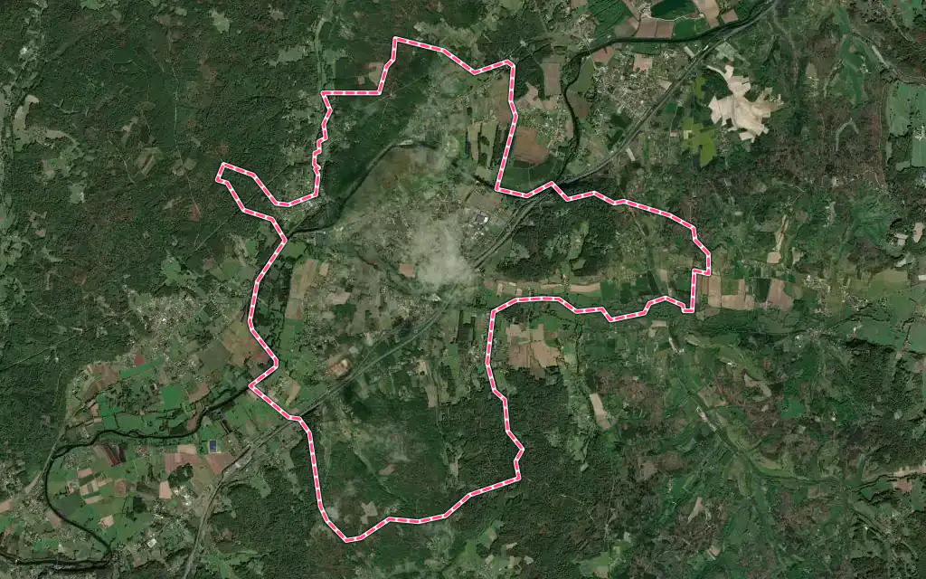 Vue satellite de Neuvic avec ses contours administratifs