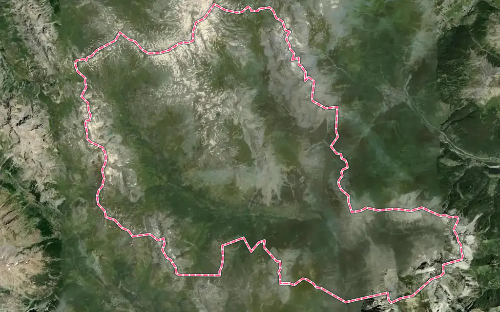 Vue satellite de Névache avec ses contours administratifs