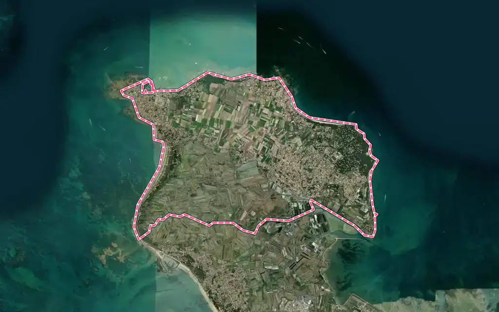 Vue satellite de Noirmoutier-en-l'Île avec ses contours administratifs