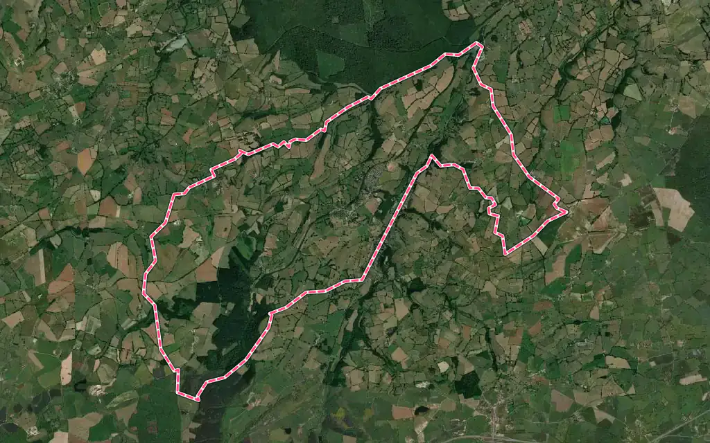 Vue satellite de Noyant-d'Allier avec ses contours administratifs
