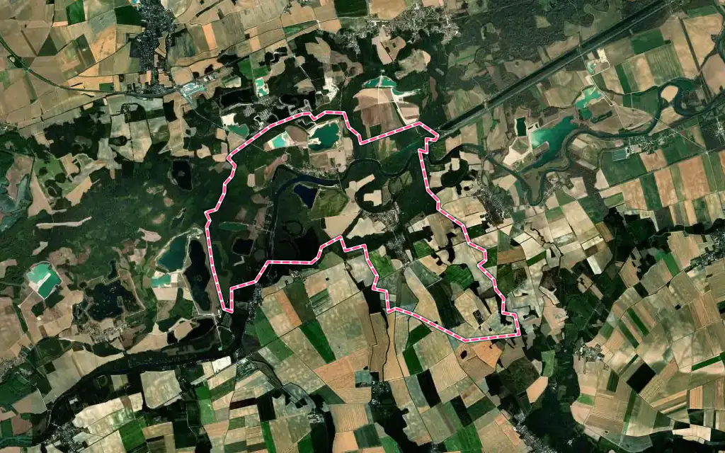 Vue satellite de Noyen-sur-Seine avec ses contours administratifs