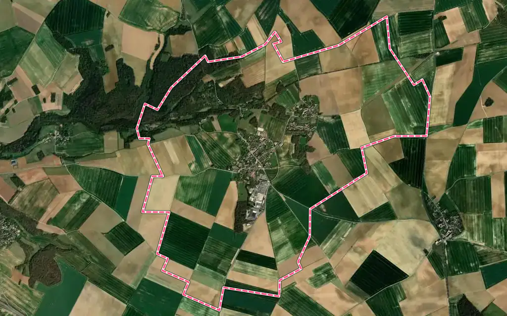 Vue satellite de Nucourt avec ses contours administratifs