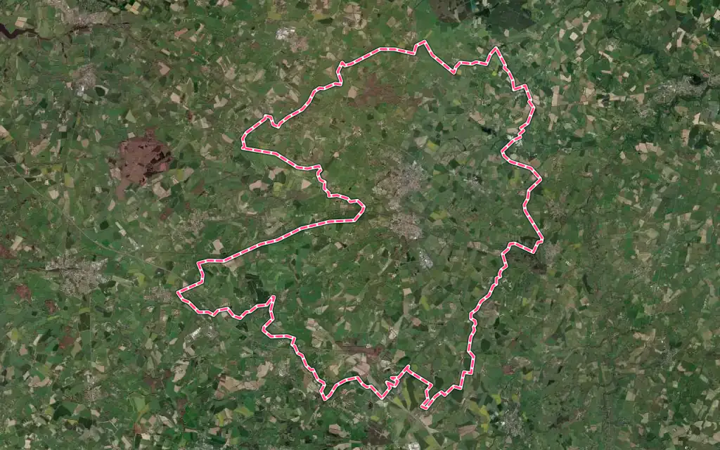 Vue satellite de Nueil-les-Aubiers avec ses contours administratifs