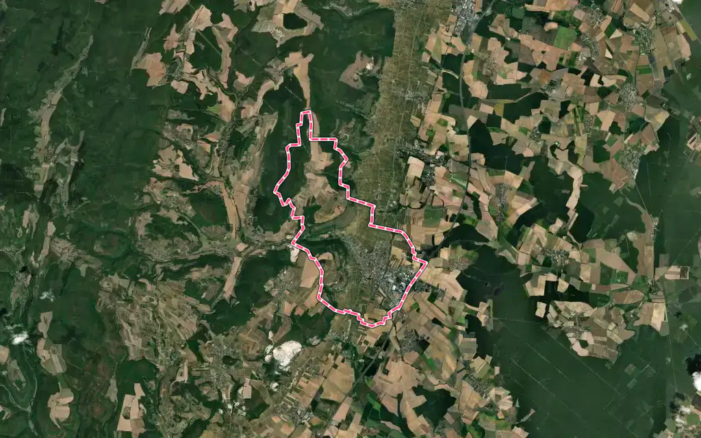 Vue satellite de Nuits-Saint-Georges avec ses contours administratifs