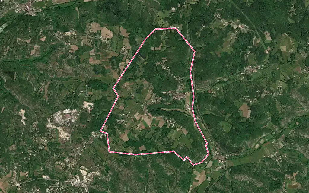 Vue satellite de Nuzéjouls avec ses contours administratifs