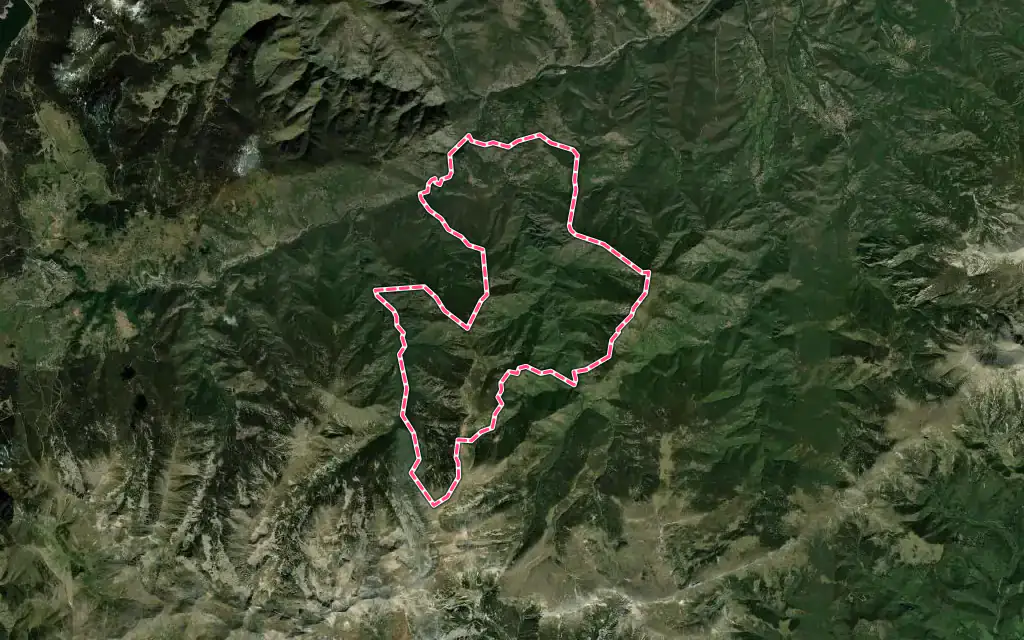 Vue satellite de Nyer avec ses contours administratifs
