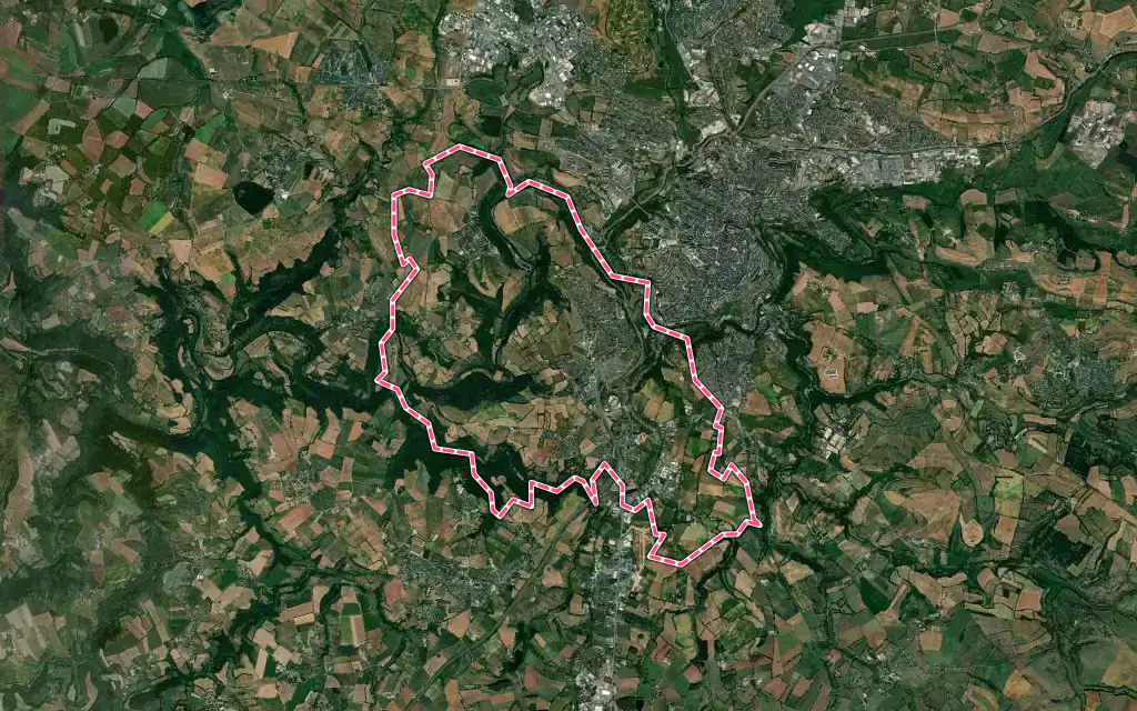 Vue satellite de Olemps avec ses contours administratifs