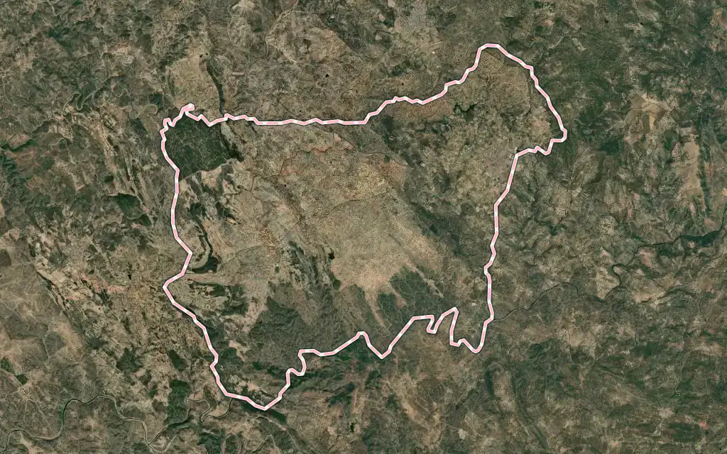 Vista satélite de Oliva-de-la-Frontera con su contorno administrativo