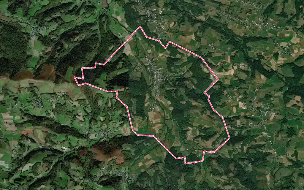 Vue satellite de Orincles avec ses contours administratifs