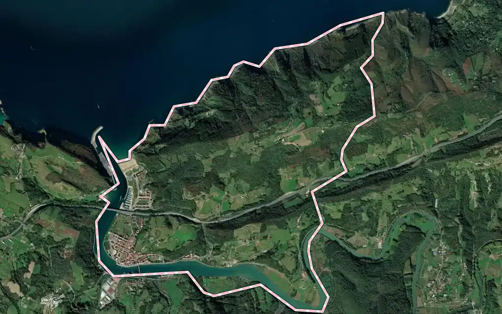 Vista satélite de Orio con su contorno administrativo